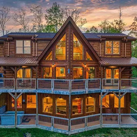 The Appalachian - Your Pigeon Forge Dream Cabin